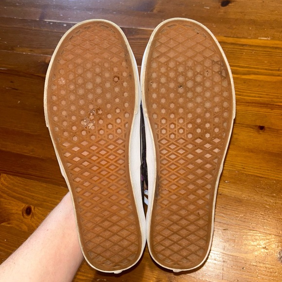 Vans shoes purple floral pattern women’s size 9.5 ￼ - Picture 4 of 4